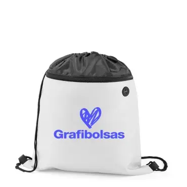 Mochila fabricada en poliéster 210D con bolsillo